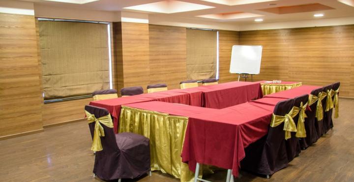 Hotel Crn Canary Bangalore Exterior foto